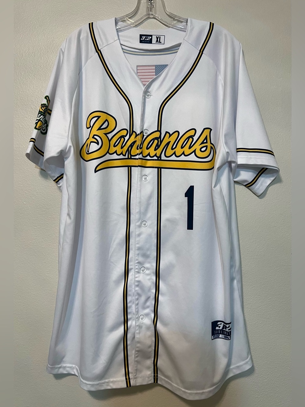 Savannah Bananas #1 3N2 Baseball Jersey White Men’s XL Button Up⚾️🍌